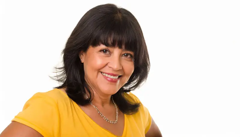 Femme de plus de 50 ans - Coiffure frange